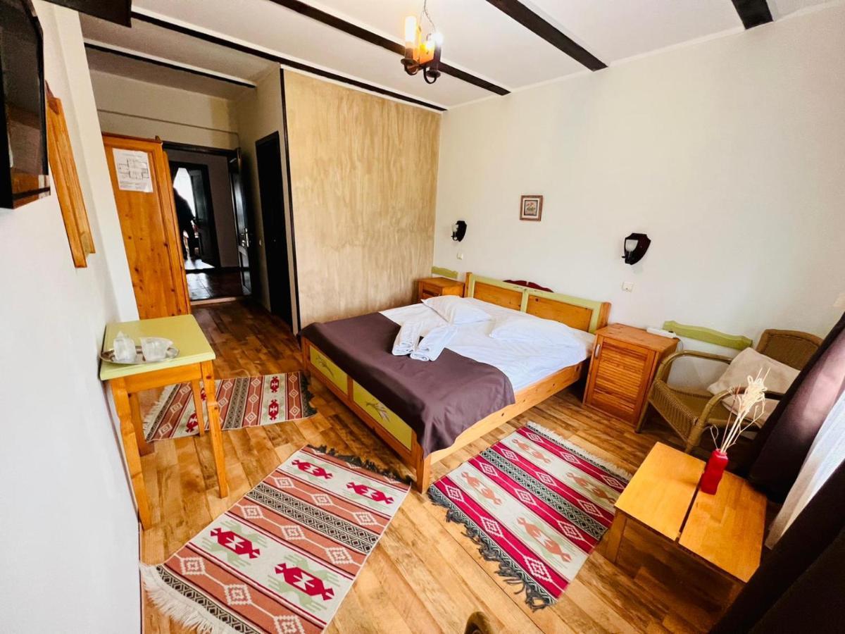 Pensiunea Casa Boiereasca Peştera Екстериор снимка