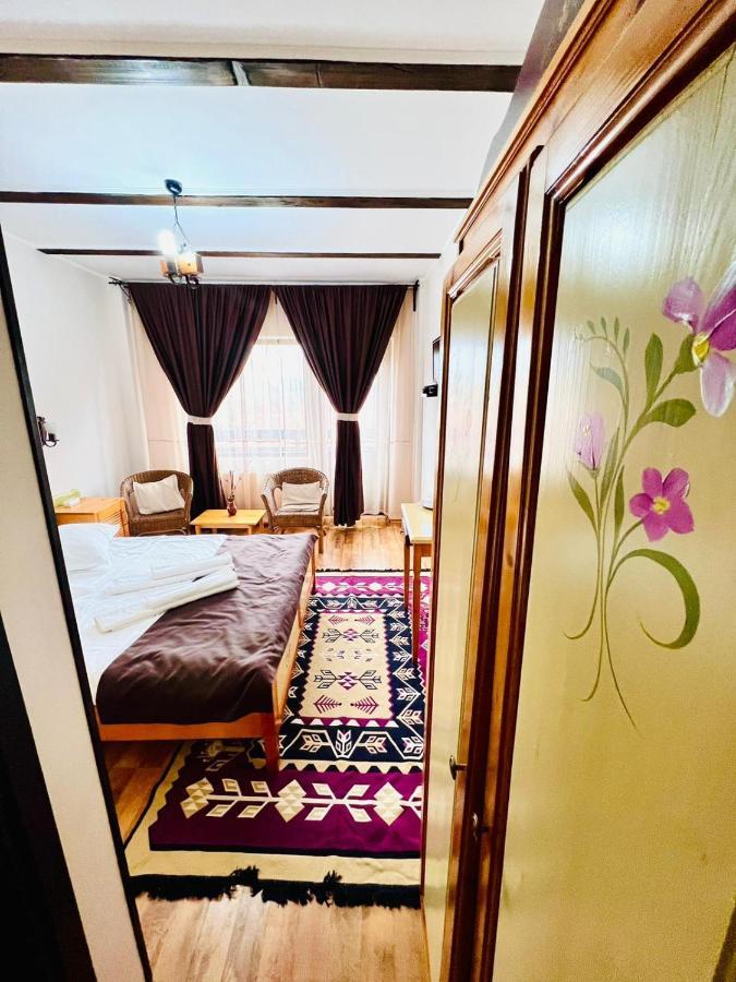 Pensiunea Casa Boiereasca Peştera Екстериор снимка