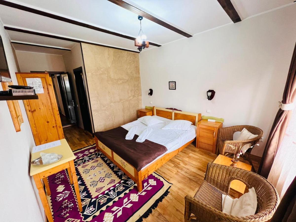 Pensiunea Casa Boiereasca Peştera Екстериор снимка