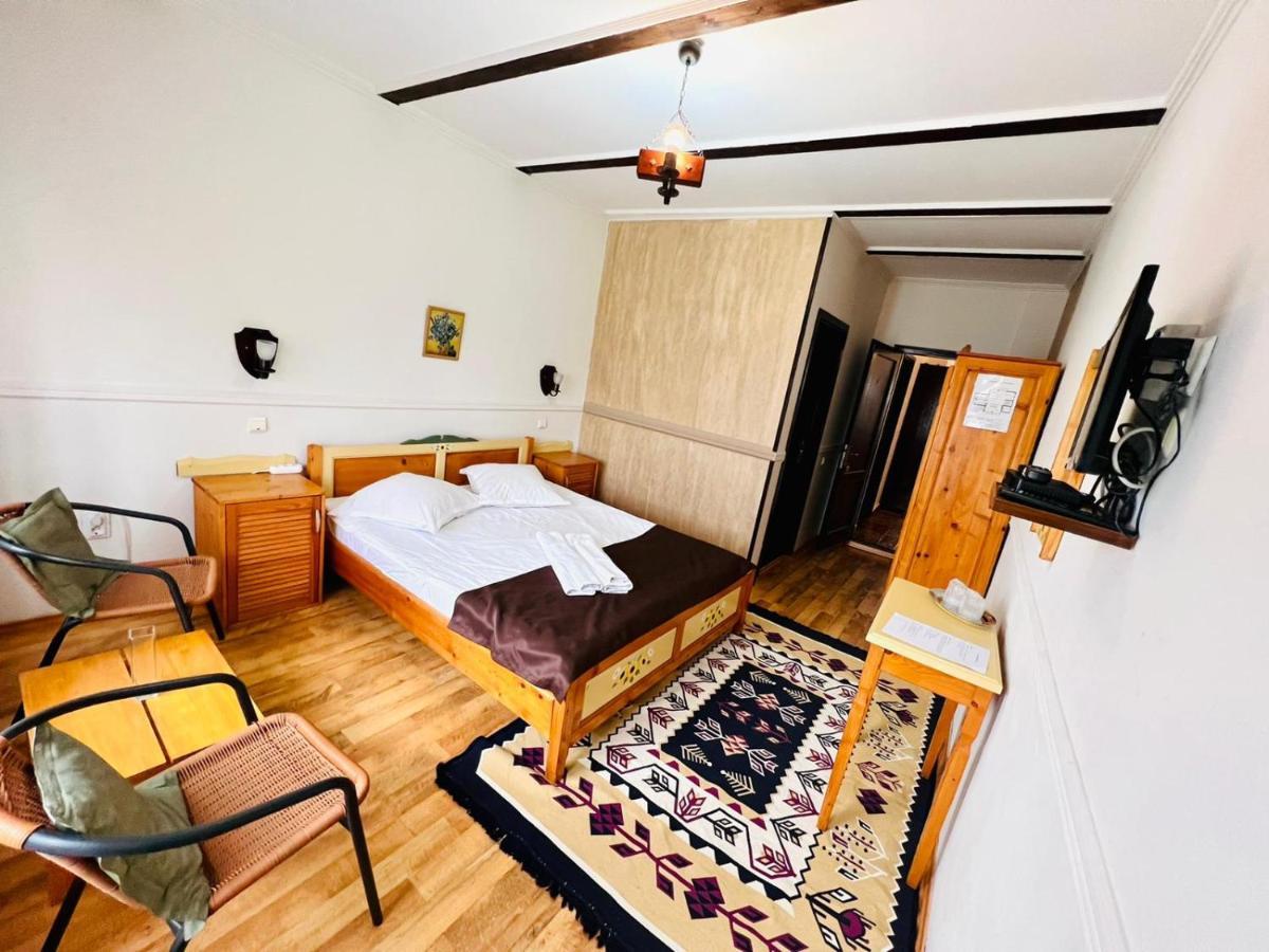 Pensiunea Casa Boiereasca Peştera Екстериор снимка