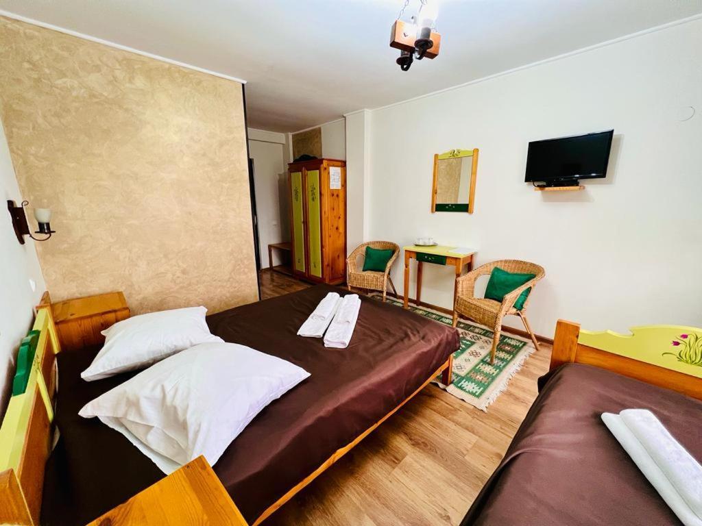 Pensiunea Casa Boiereasca Peştera Екстериор снимка