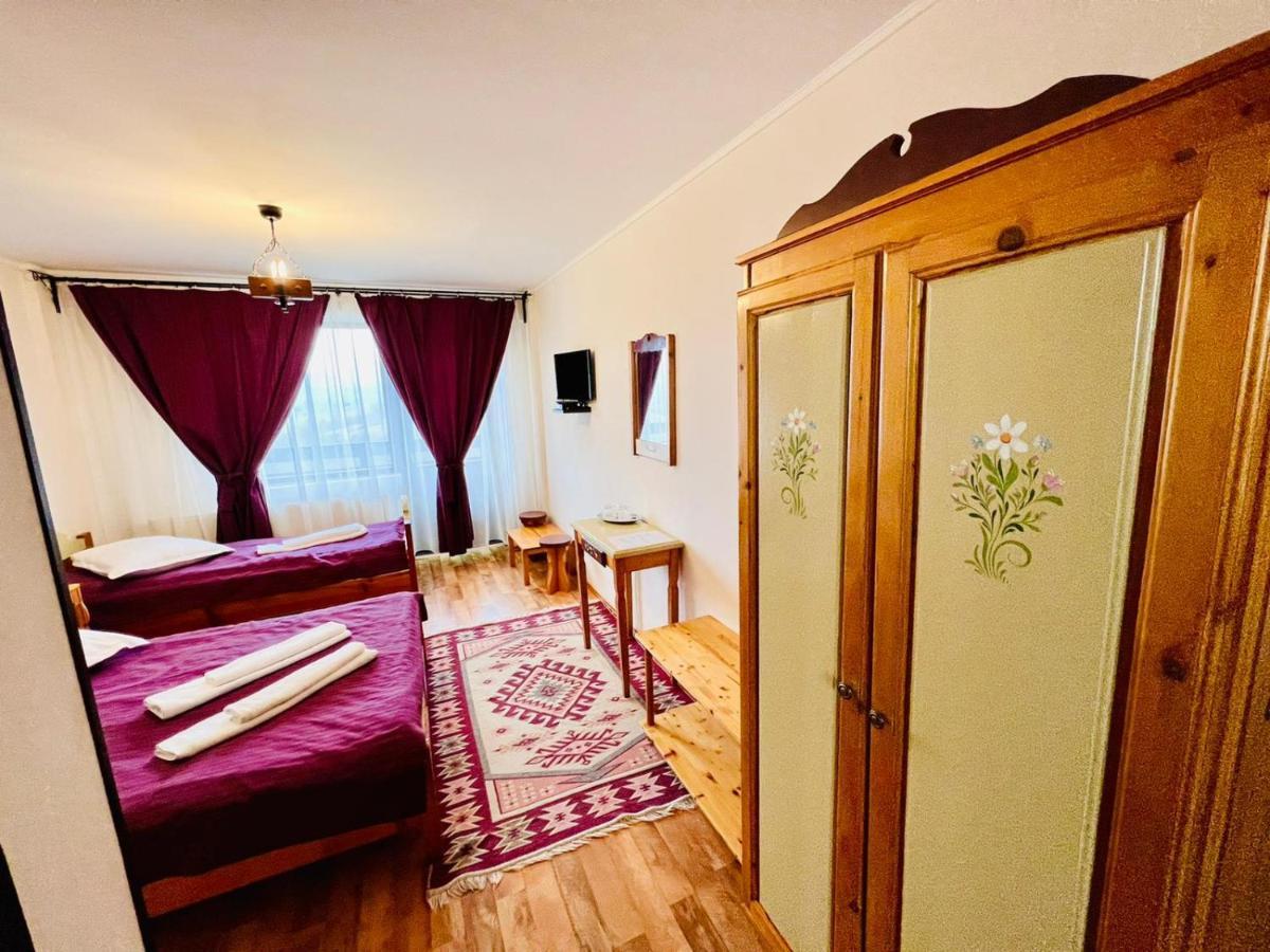 Pensiunea Casa Boiereasca Peştera Екстериор снимка