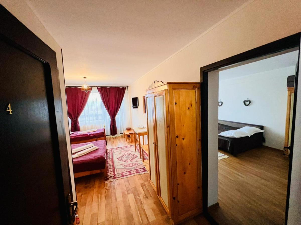 Pensiunea Casa Boiereasca Peştera Екстериор снимка