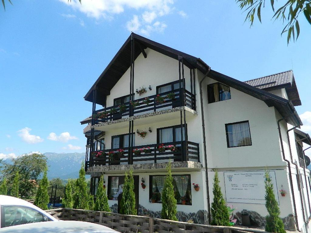 Pensiunea Casa Boiereasca Peştera Екстериор снимка
